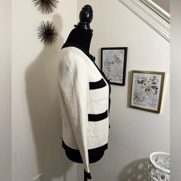 kate spade color block cardigan in white with black accents size small - Picture 4 of 10